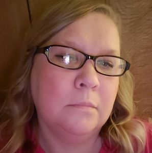 Meet your Posher, Crys